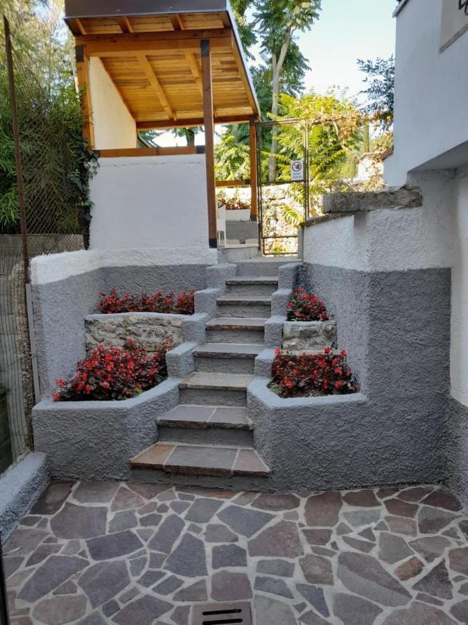 Casa El Paso Apartment Padenghe sul Garda Luaran gambar