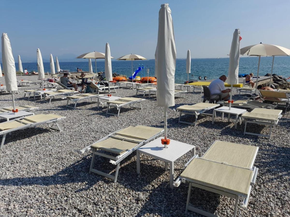 Casa El Paso Apartment Padenghe sul Garda Luaran gambar